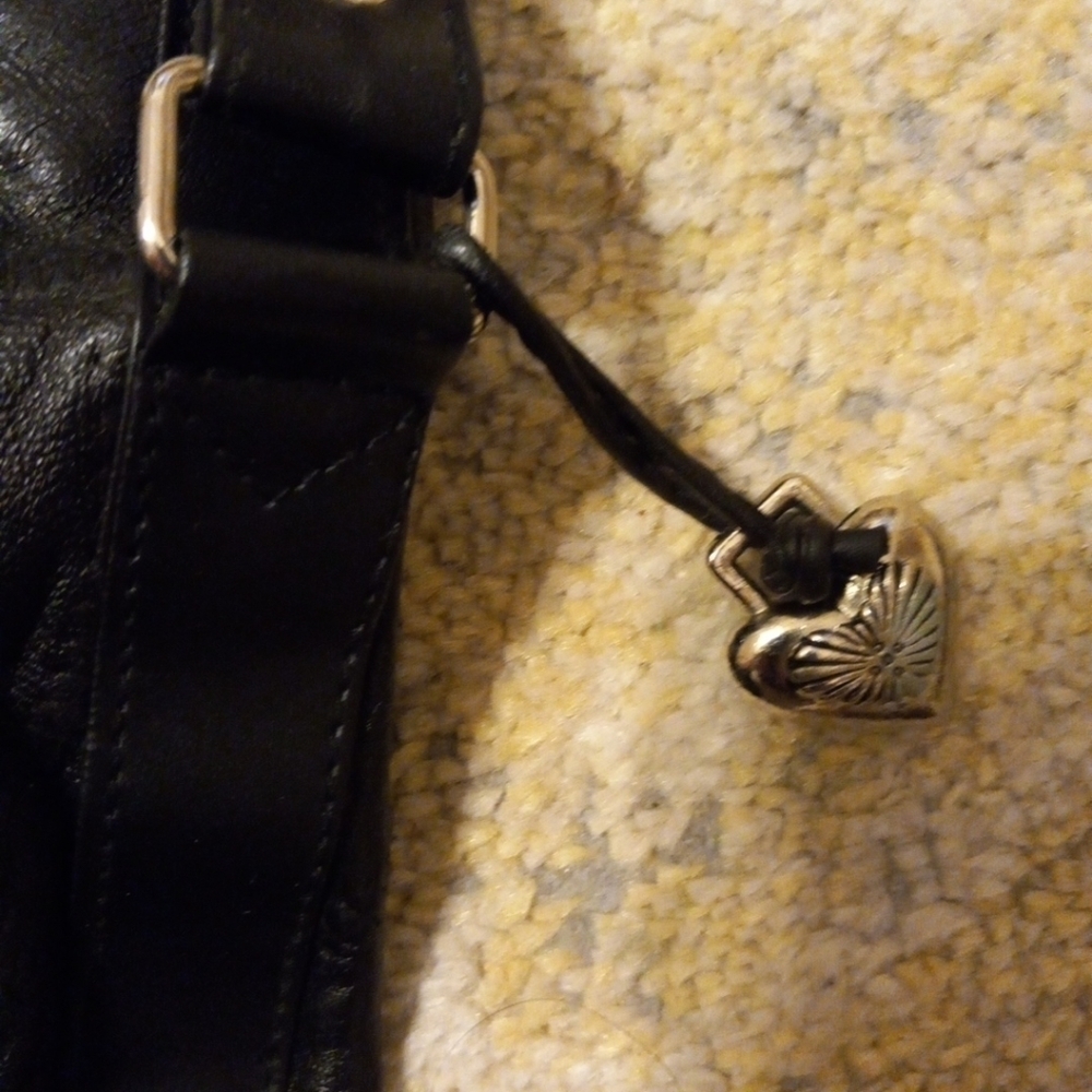 Maxam Genuine Top Grain Lambskin Leather Purse Heart Design Black NWT - Picture 5 of 11